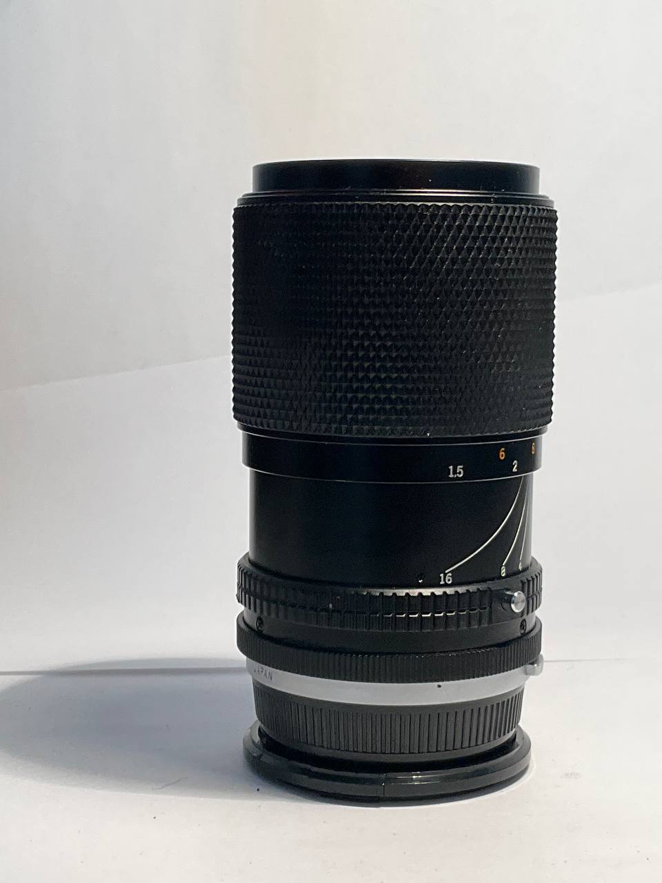 Olympus OM-System Zuiko Auto-Zoom 35-105mm f/3.5-4.5 Lens (OM Mount) - [Tested]